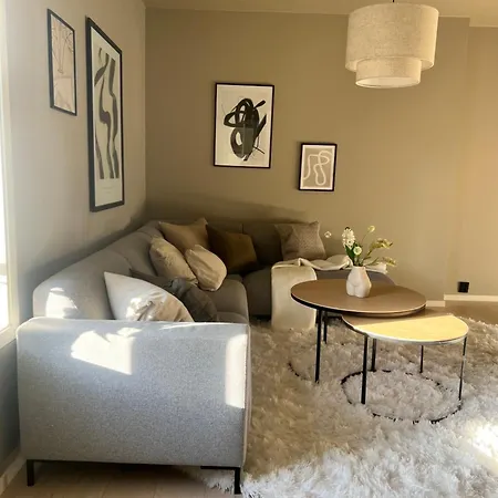 Premium 4br Steps From Bryggen Apartment *