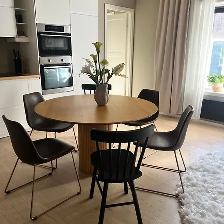Premium 4br Steps From Bryggen Apartment *